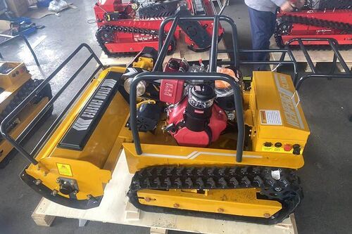 Latest company news about Shipping Update: 1000mm Crawler Remote Control Lawn Mower