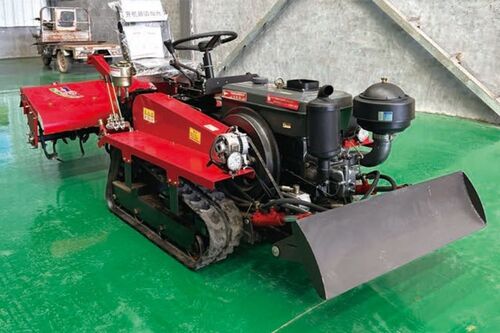 Latest company news about 35HP Crawler Tractor for Hilly & Rough Terrain in Africa | Stable & High Climbing Ability